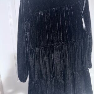 Lovely black velvet dress for size 8-10(medium) perfect for day or evening wear.